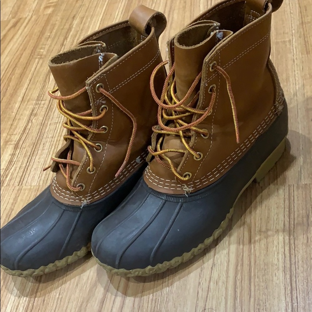 used but good condition bean boots!!